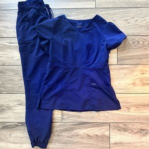 Jaanuu medium scrubs navy. Like new.